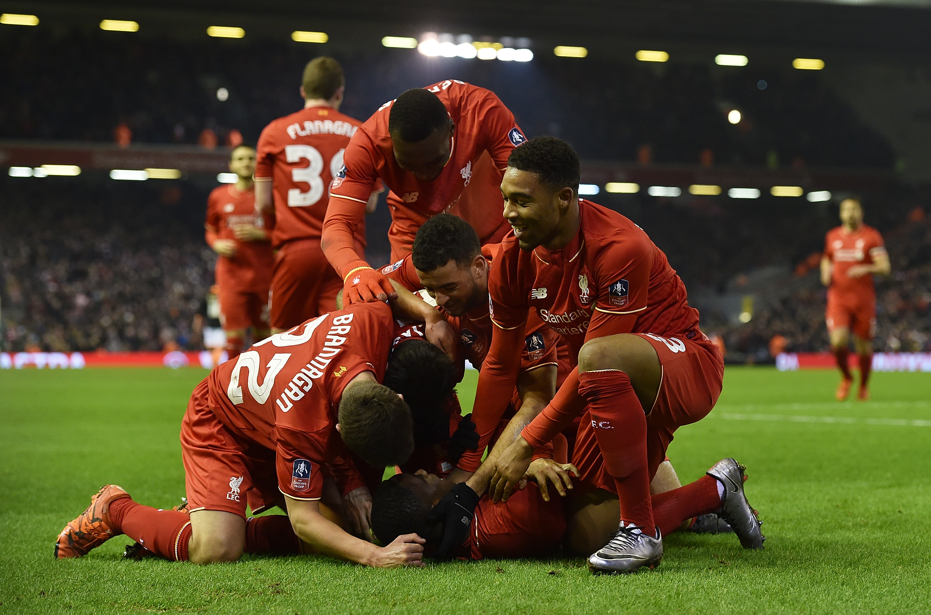 皮亚斯特里：在这一年中学到了很多，诺里斯的冠军实至名归