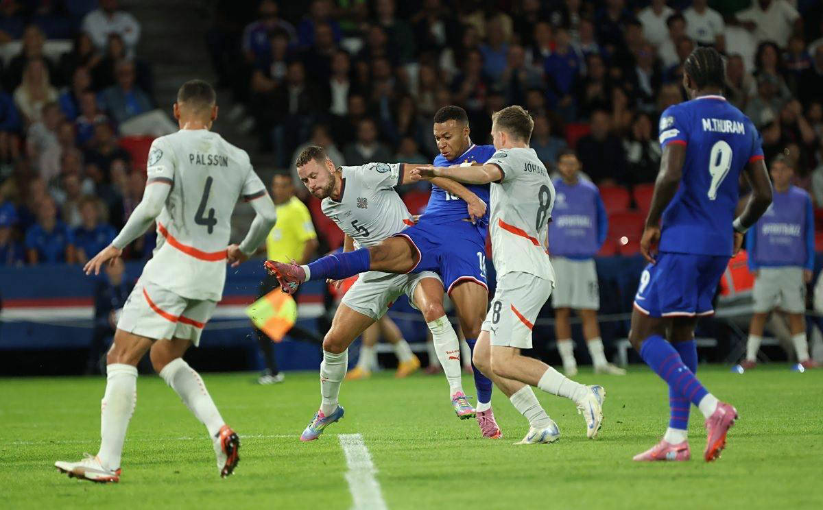 布莱顿老板被其公司一名前雇员指控，运营6亿镑秘密赌球集团