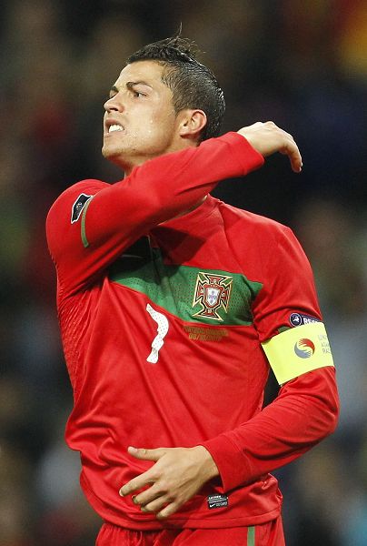 皇马vs塞尔塔全场数据：射门数19-6，但解围数3-30