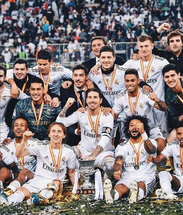 CBA：山东男篮主场大胜宁波