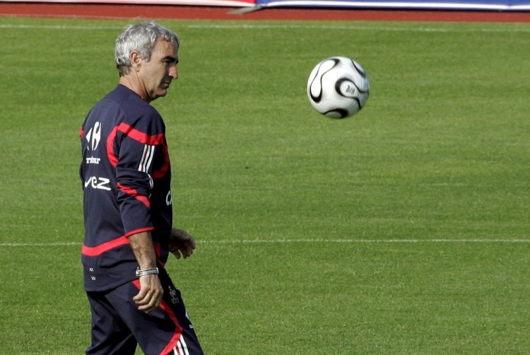 TA：切尔西不会重新追求迈尼昂；罗德里戈不符合蓝军引援需求